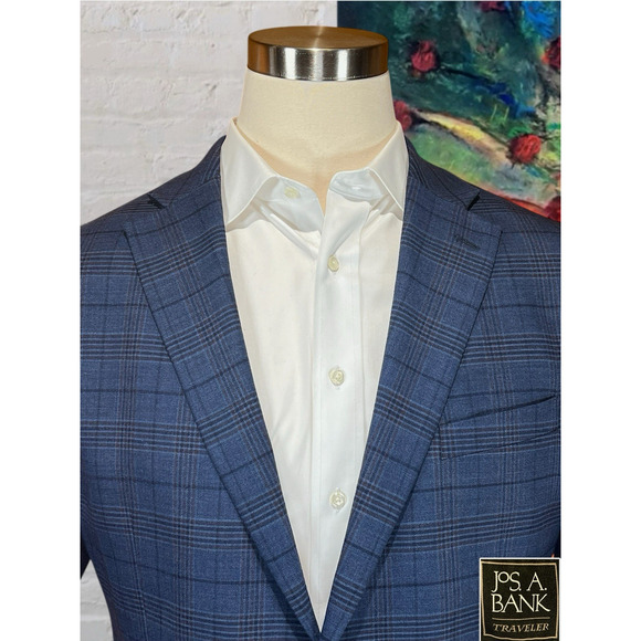 Jos A Bank Traveler Mens 44R Blue Burgundy Plaid Casual Sport Coat Blazer - Picture 3 of 14